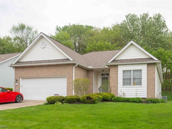 658 Ridgecliff Street , Unit 6, Tallmadge, OH 44278