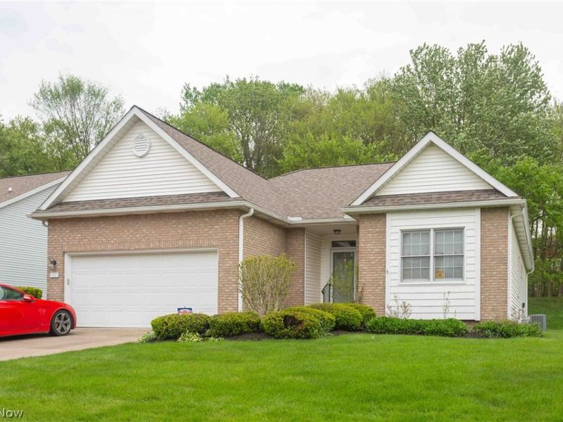 658 Ridgecliff Street, Unit 6, Tallmadge, OH 44278 Photo 1