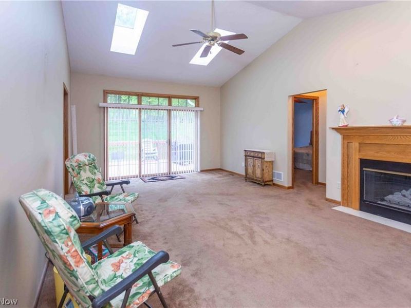 658 Ridgecliff Street, Unit 6, Tallmadge, OH 44278 Photo 6