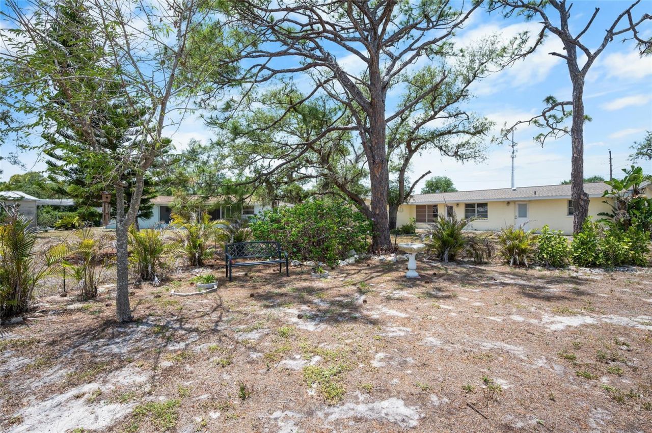 139 Hosmer Avenue, Englewood, FL 34223 Photo