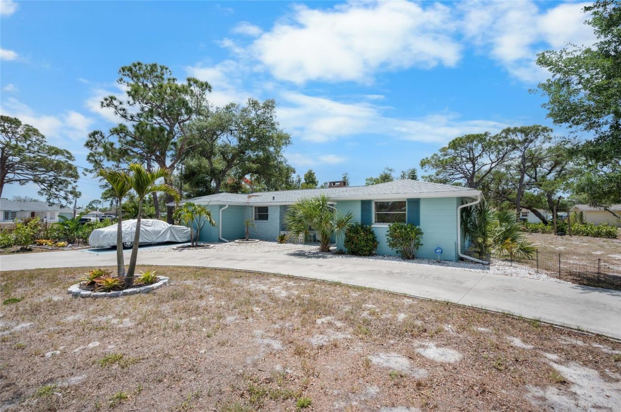 139 Hosmer Avenue, Englewood, FL 34223 Photo