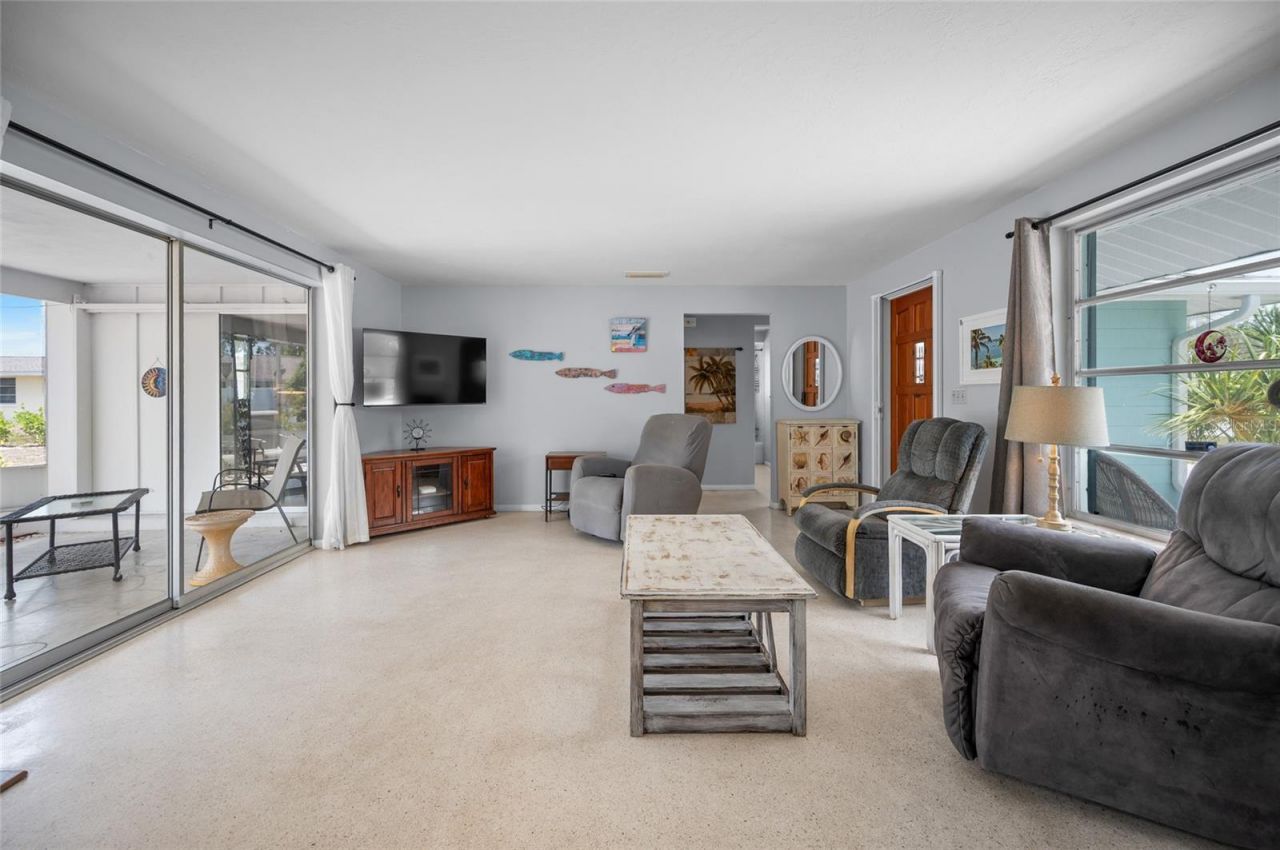 139 Hosmer Avenue, Englewood, FL 34223 Photo
