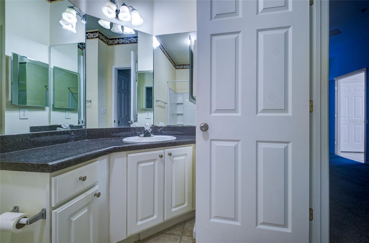 4802 51st Street W, Unit 1015, Bradenton, FL 34210 Photo