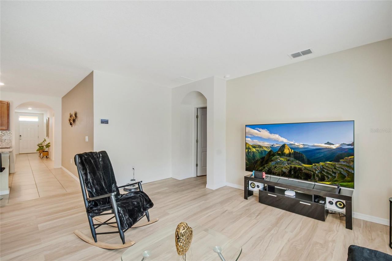523 Auburn Grove Terrace, Auburndale, FL 33823 Photo