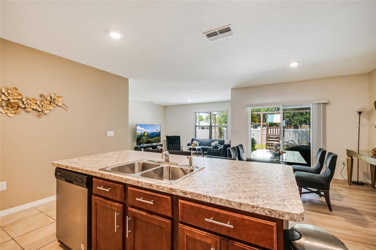 523 Auburn Grove Terrace, Auburndale, FL 33823 Photo