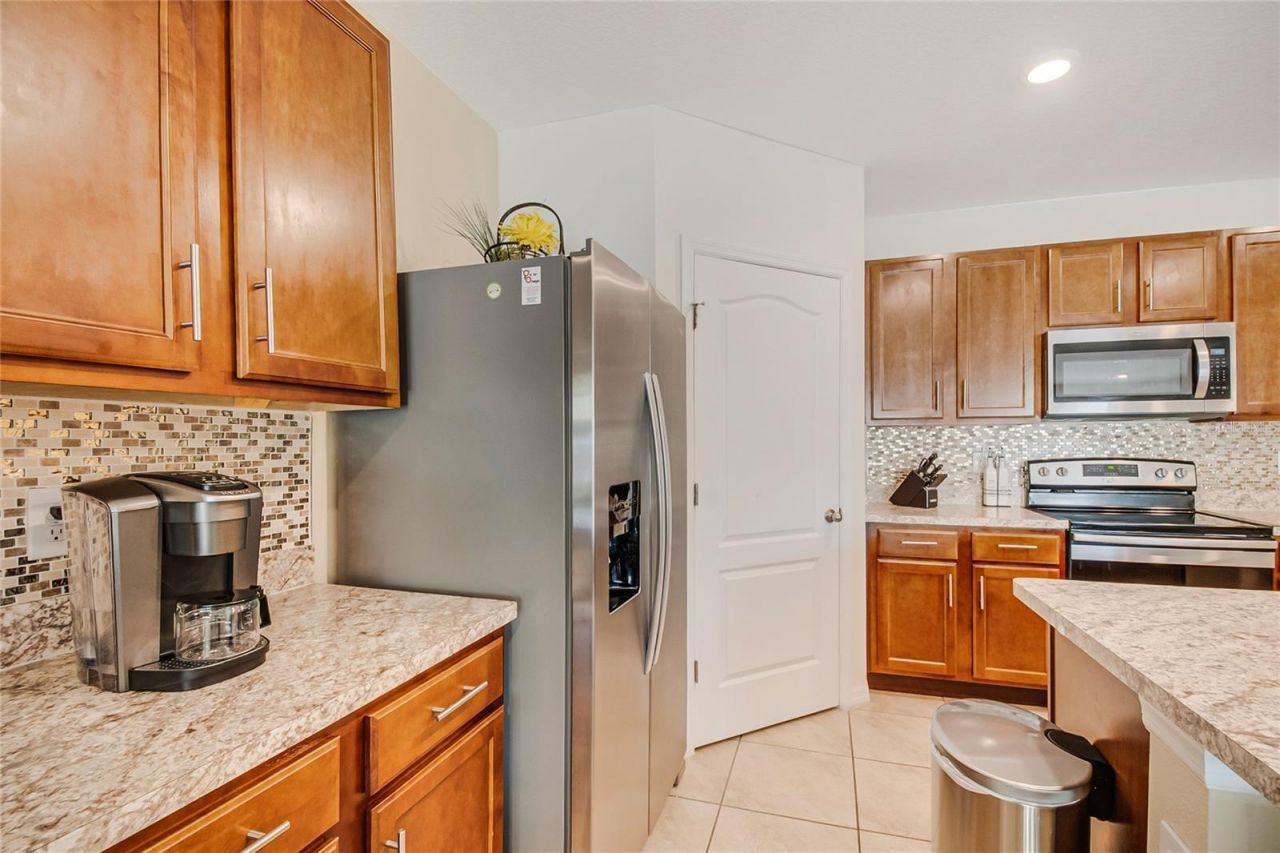 523 Auburn Grove Terrace, Auburndale, FL 33823 Photo