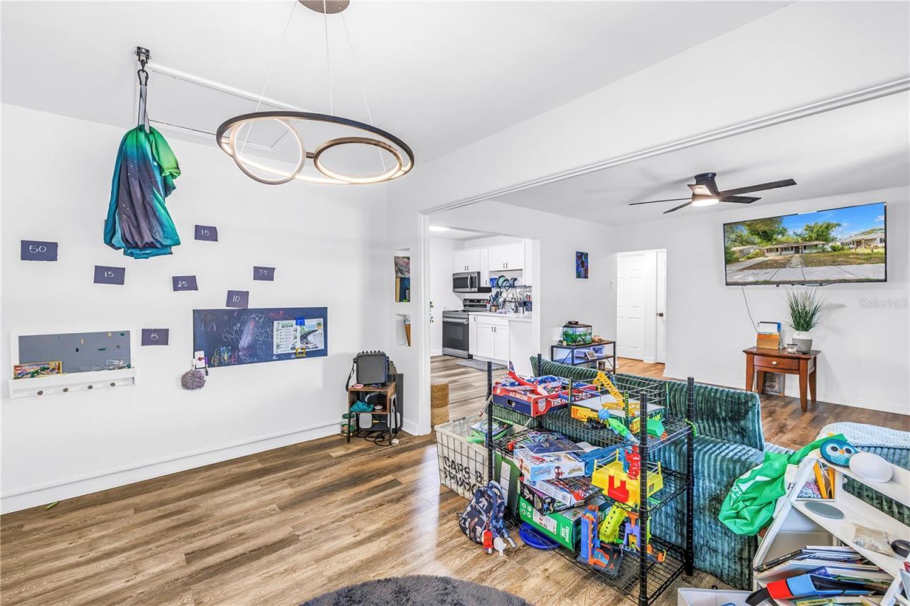 5034 2nd Avenue S, Saint Petersburg, FL 33707 Photo