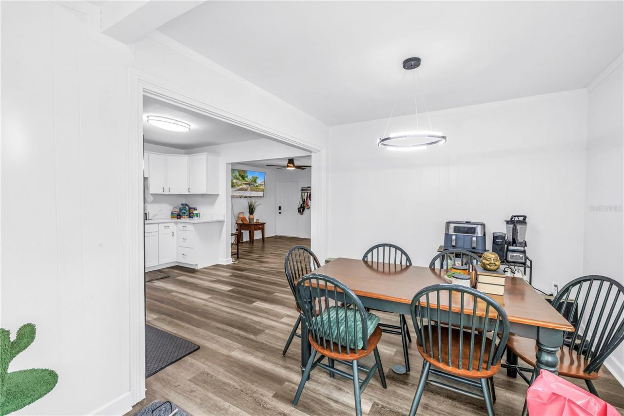 5034 2nd Avenue S, Saint Petersburg, FL 33707 Photo