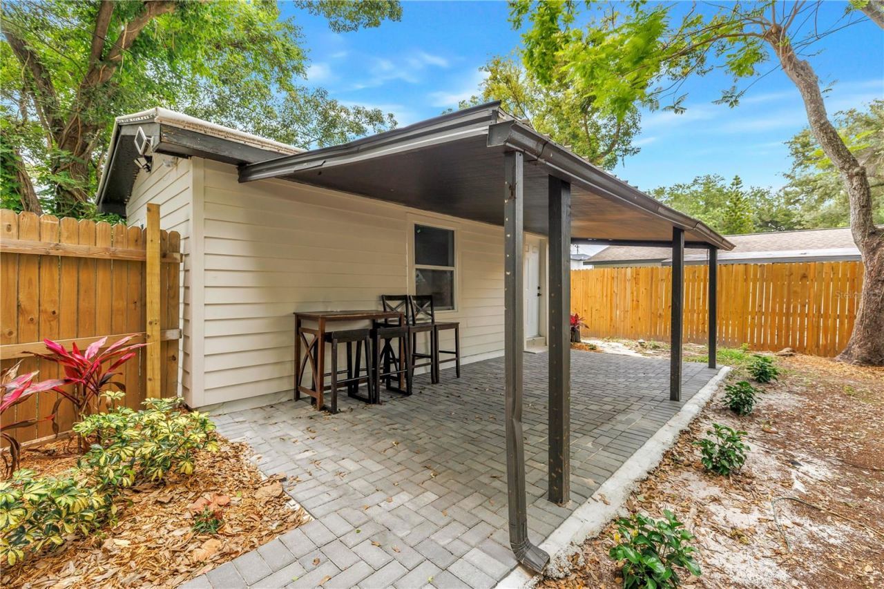 5034 2nd Avenue S, Saint Petersburg, FL 33707 Photo