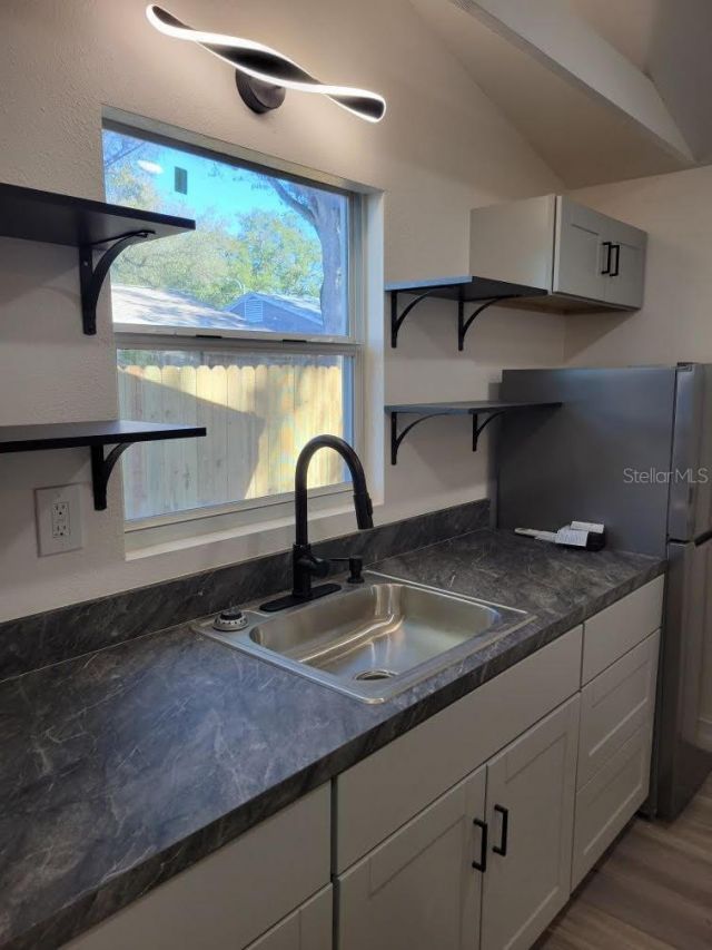 5034 2nd Avenue S, Saint Petersburg, FL 33707 Photo