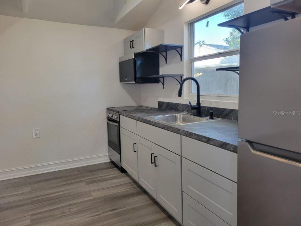 5034 2nd Avenue S, Saint Petersburg, FL 33707 Photo