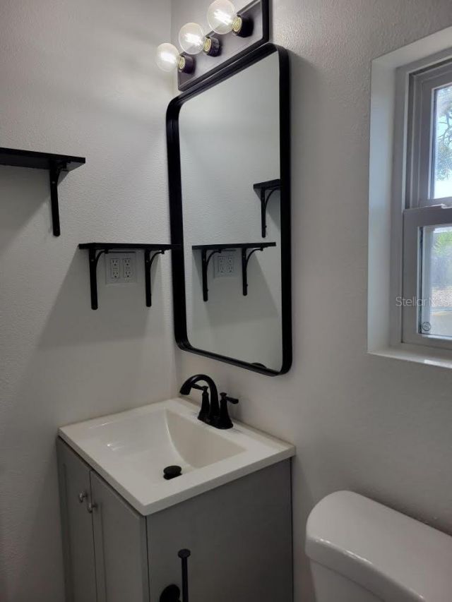 5034 2nd Avenue S, Saint Petersburg, FL 33707 Photo