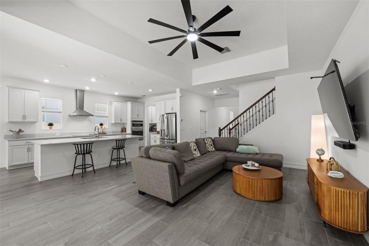 18242 Serene Lake Loop, Lutz, FL 33548 Photo
