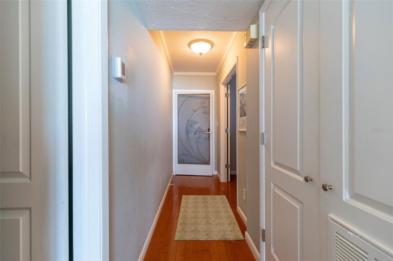 5300 Gulf Drive, Unit 204, Holmes Beach, FL 34217 Photo