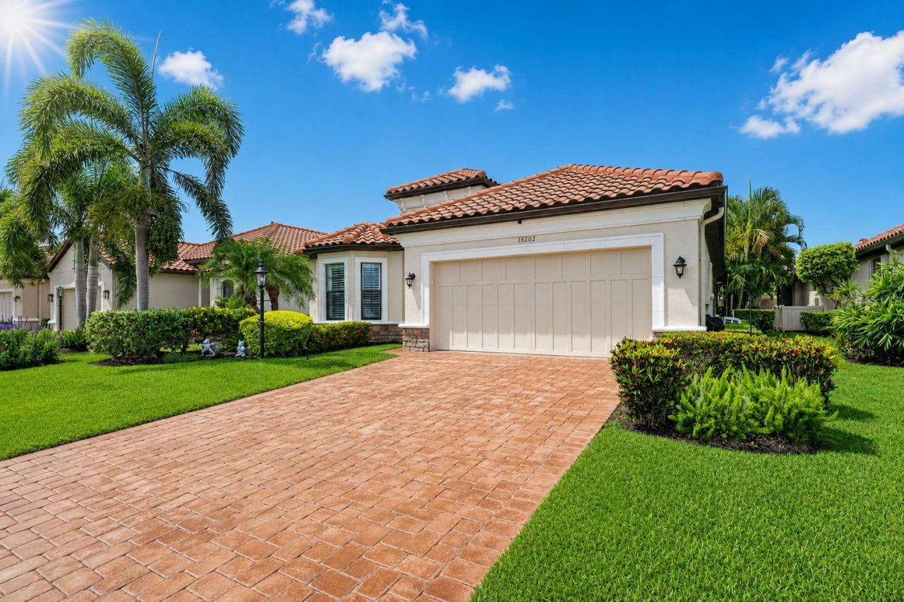 13202 Prima Drive, Bradenton, FL 34211 Photo