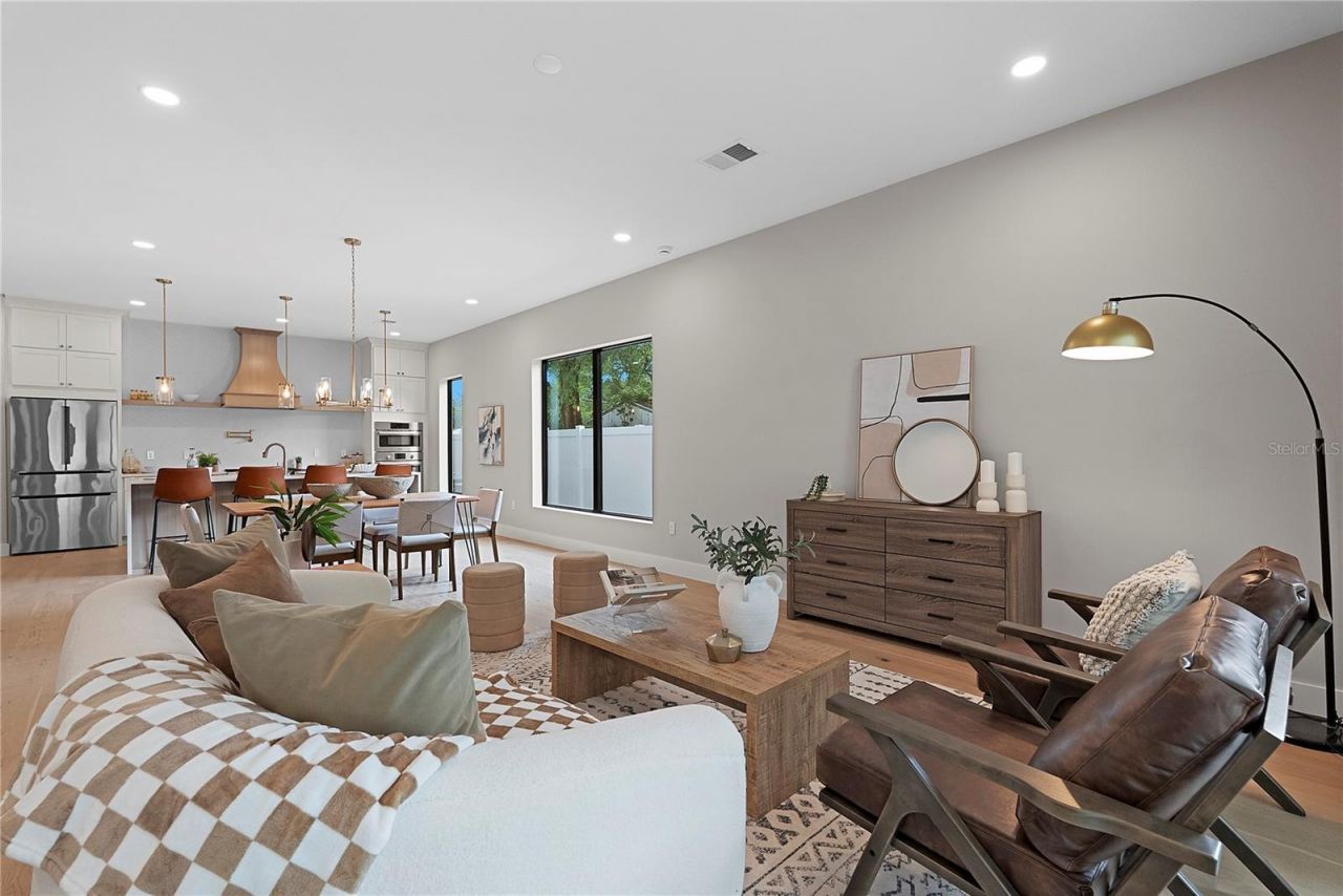 1000 N Forest Avenue, Orlando, FL 32803 Photo