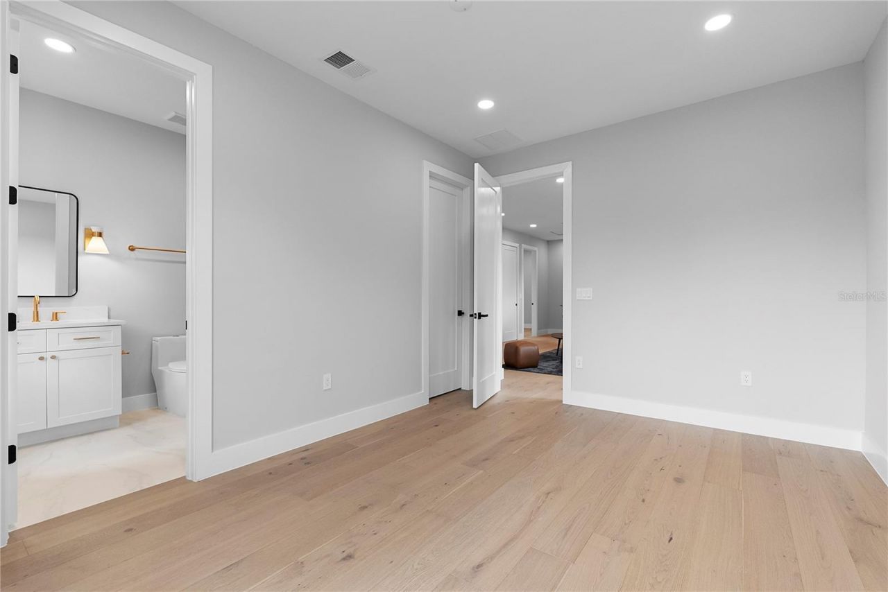 1000 N Forest Avenue, Orlando, FL 32803 Photo