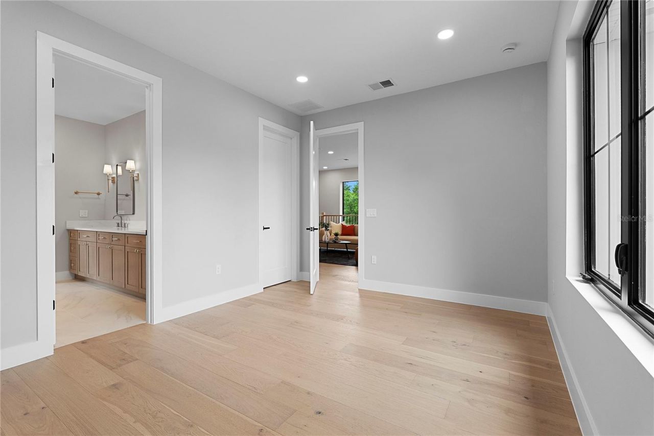 1000 N Forest Avenue, Orlando, FL 32803 Photo