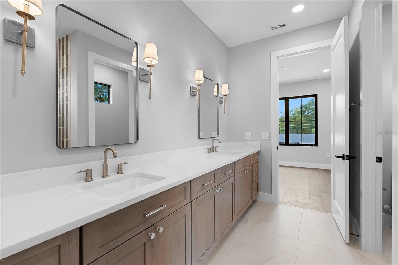 1000 N Forest Avenue, Orlando, FL 32803 Photo