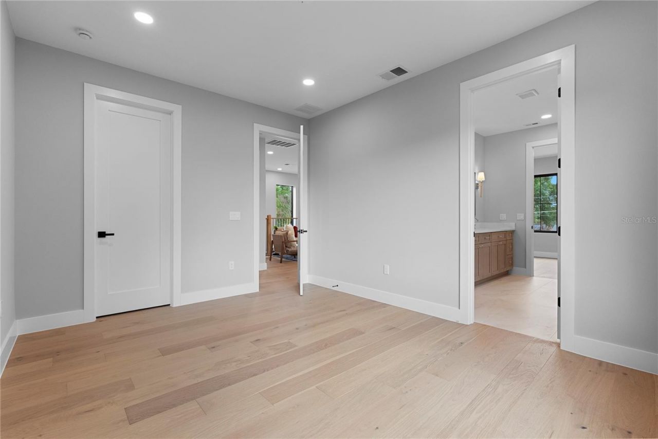 1000 N Forest Avenue, Orlando, FL 32803 Photo