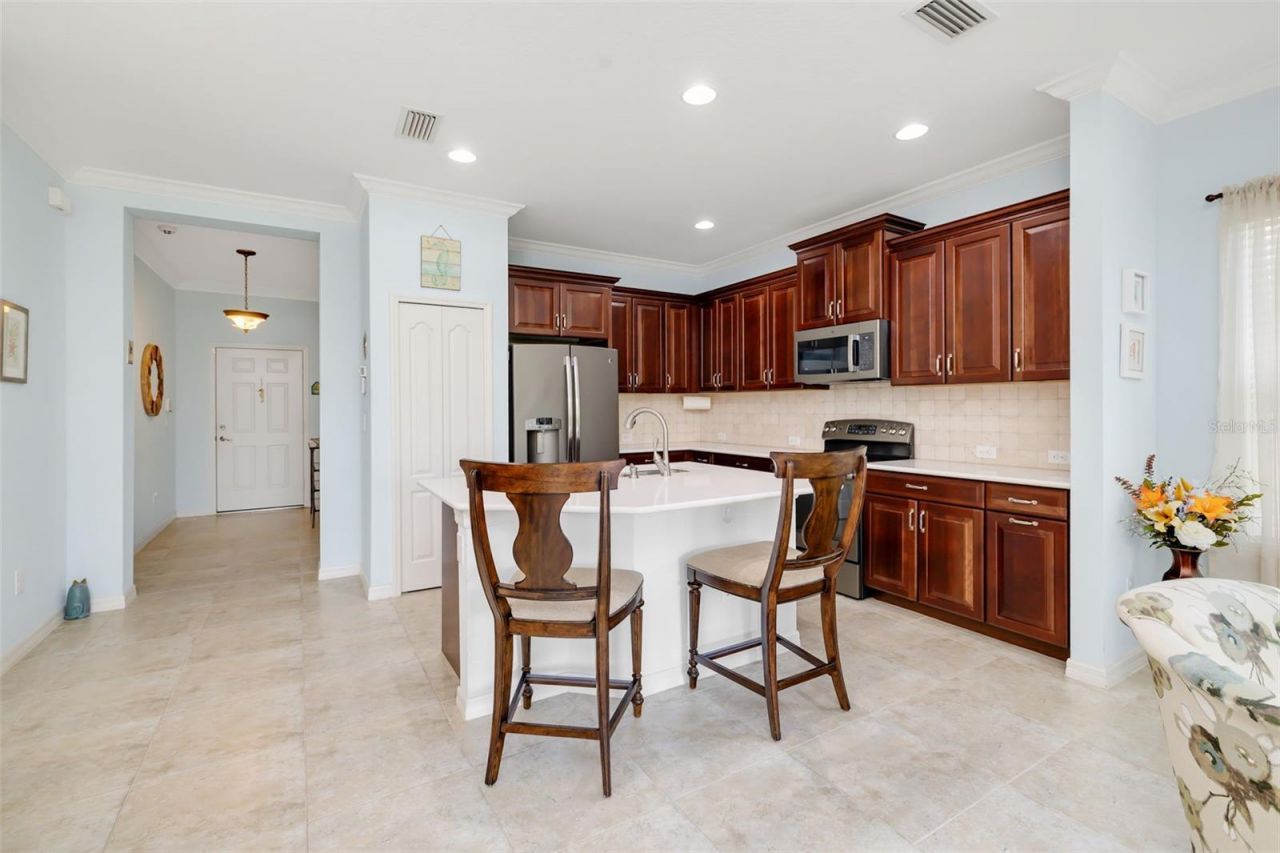 5437 Chatham Square Way, Bradenton, FL 34203 Photo