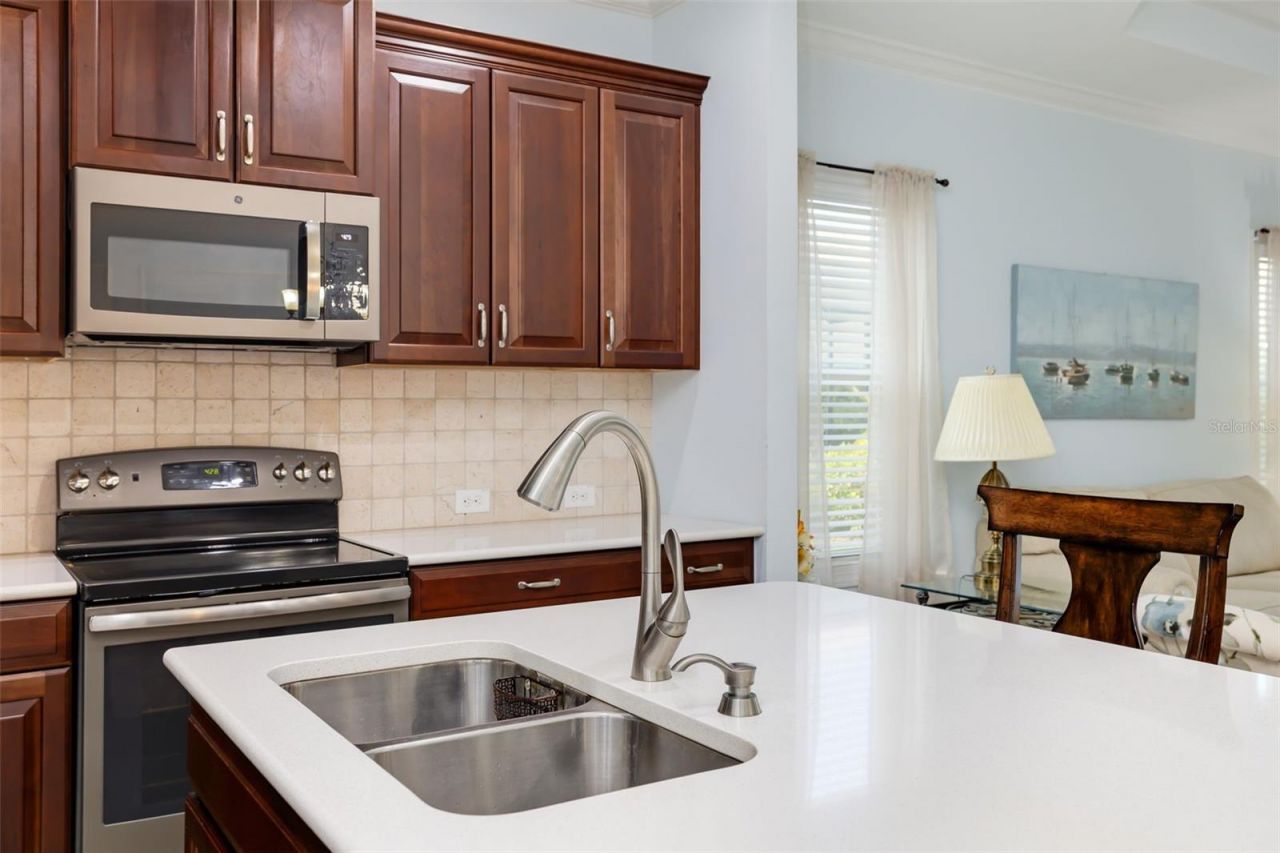 5437 Chatham Square Way, Bradenton, FL 34203 Photo