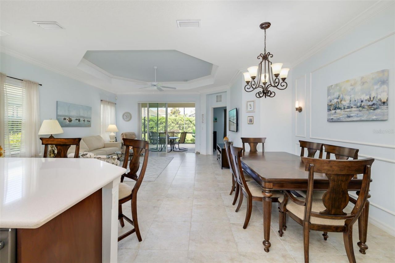 5437 Chatham Square Way, Bradenton, FL 34203 Photo