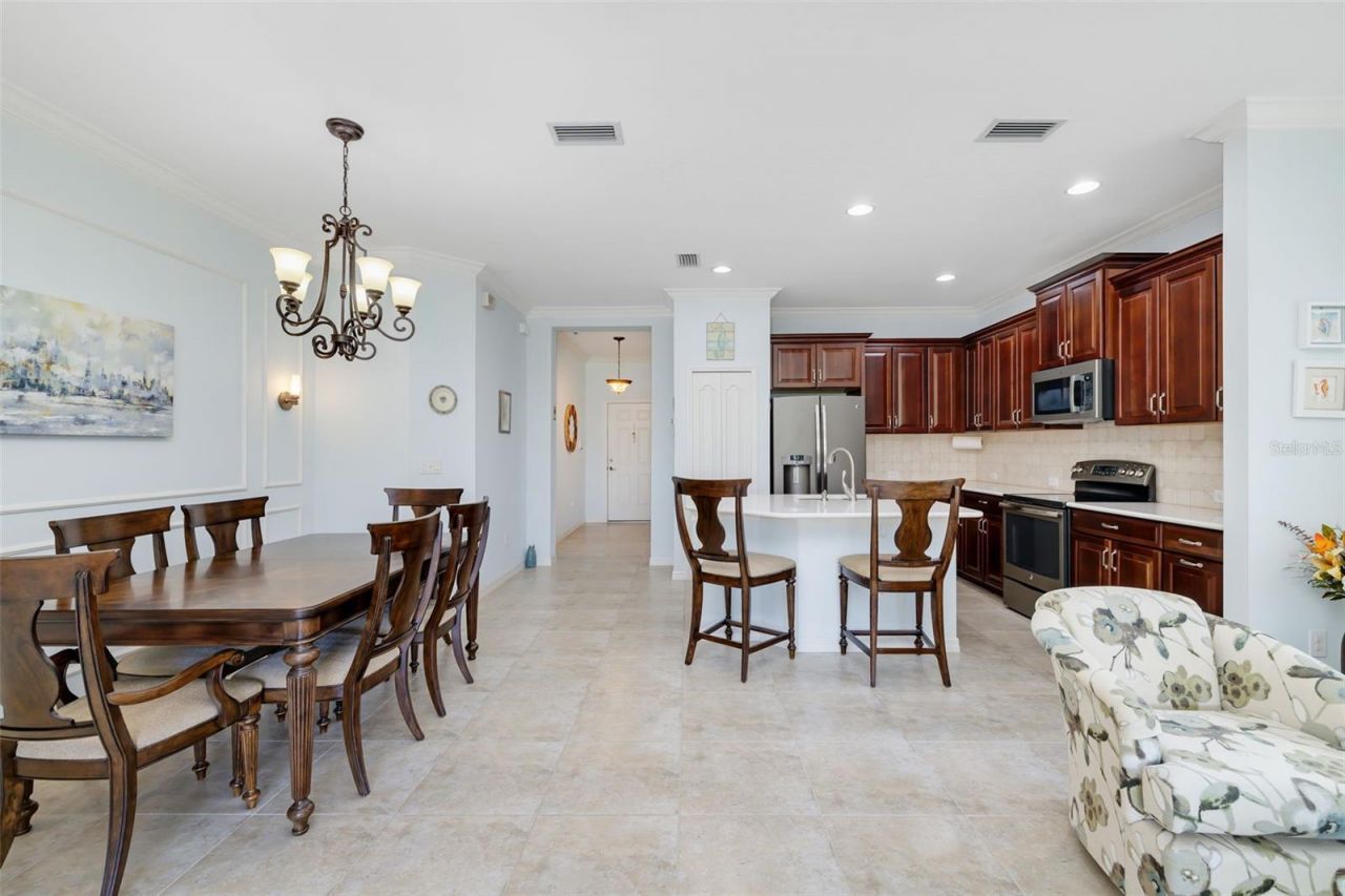 5437 Chatham Square Way, Bradenton, FL 34203 Photo
