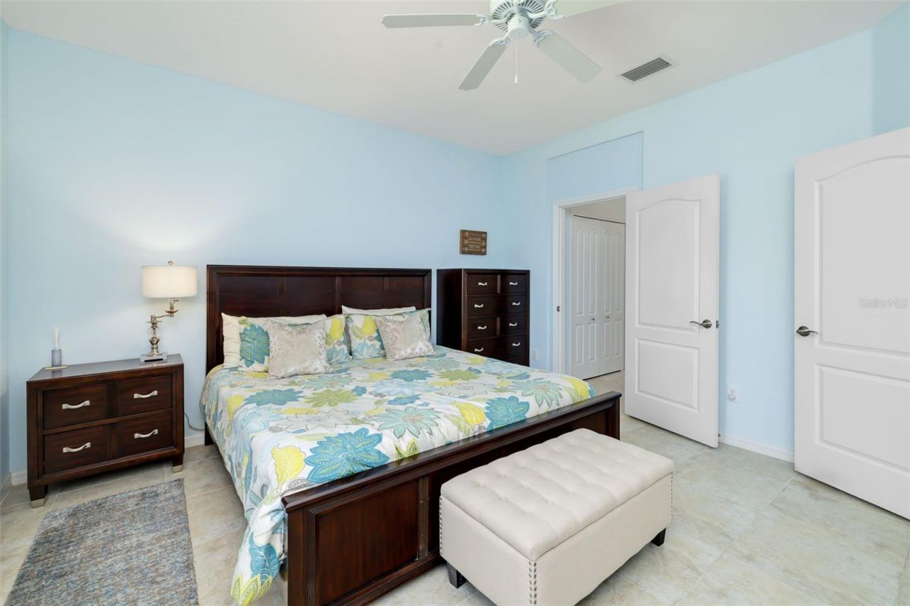 5437 Chatham Square Way, Bradenton, FL 34203 Photo