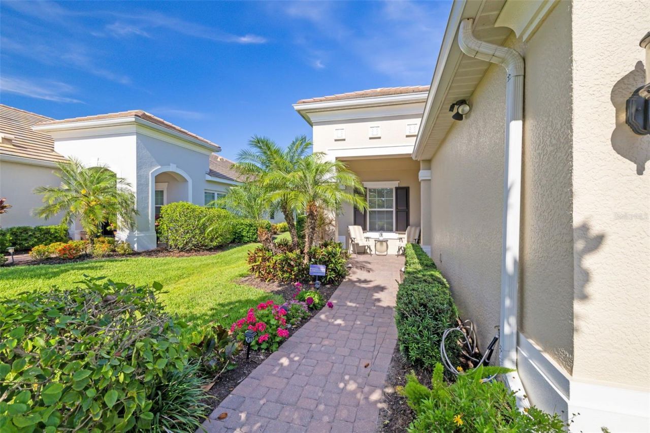 5437 Chatham Square Way, Bradenton, FL 34203 Photo