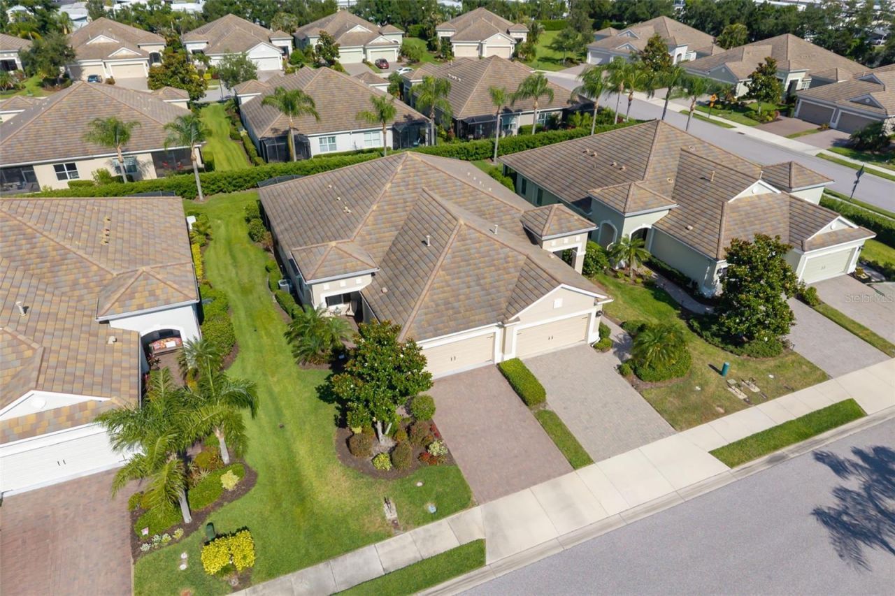 5437 Chatham Square Way, Bradenton, FL 34203 Photo