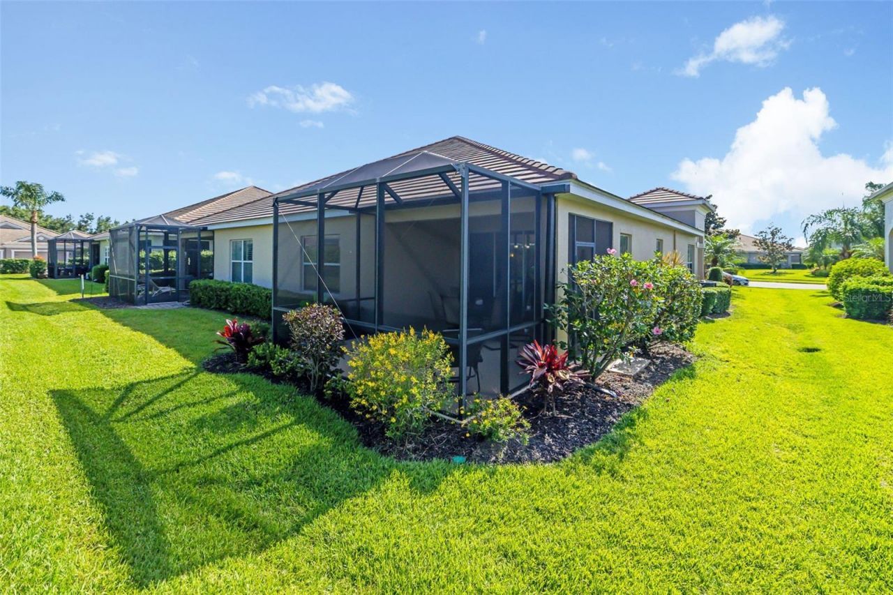 5437 Chatham Square Way, Bradenton, FL 34203 Photo