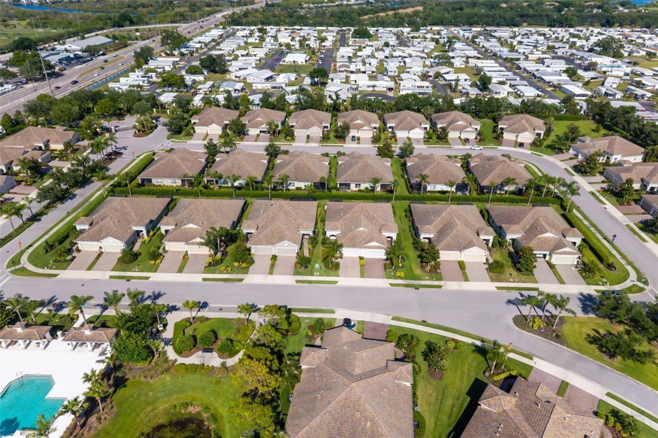 5437 Chatham Square Way, Bradenton, FL 34203 Photo