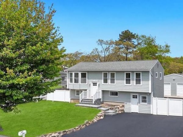 491 Hawkins Road , Selden, NY 11784