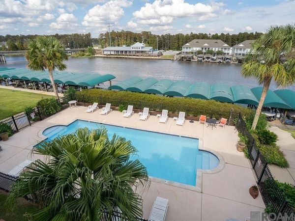 12430 River Highlands, Unit #W, St Amant, LA 70774
