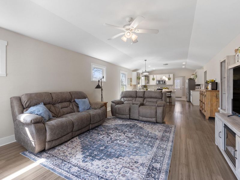 31 S Main Street, Walton, KY 41094 Photo 7