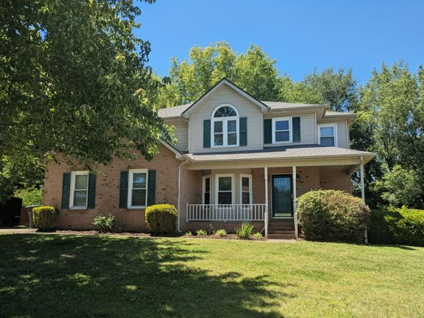 313 Castlemere Ct, Murfreesboro, TN 37130