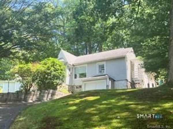 Unit 3, Middlebury, CT 06762