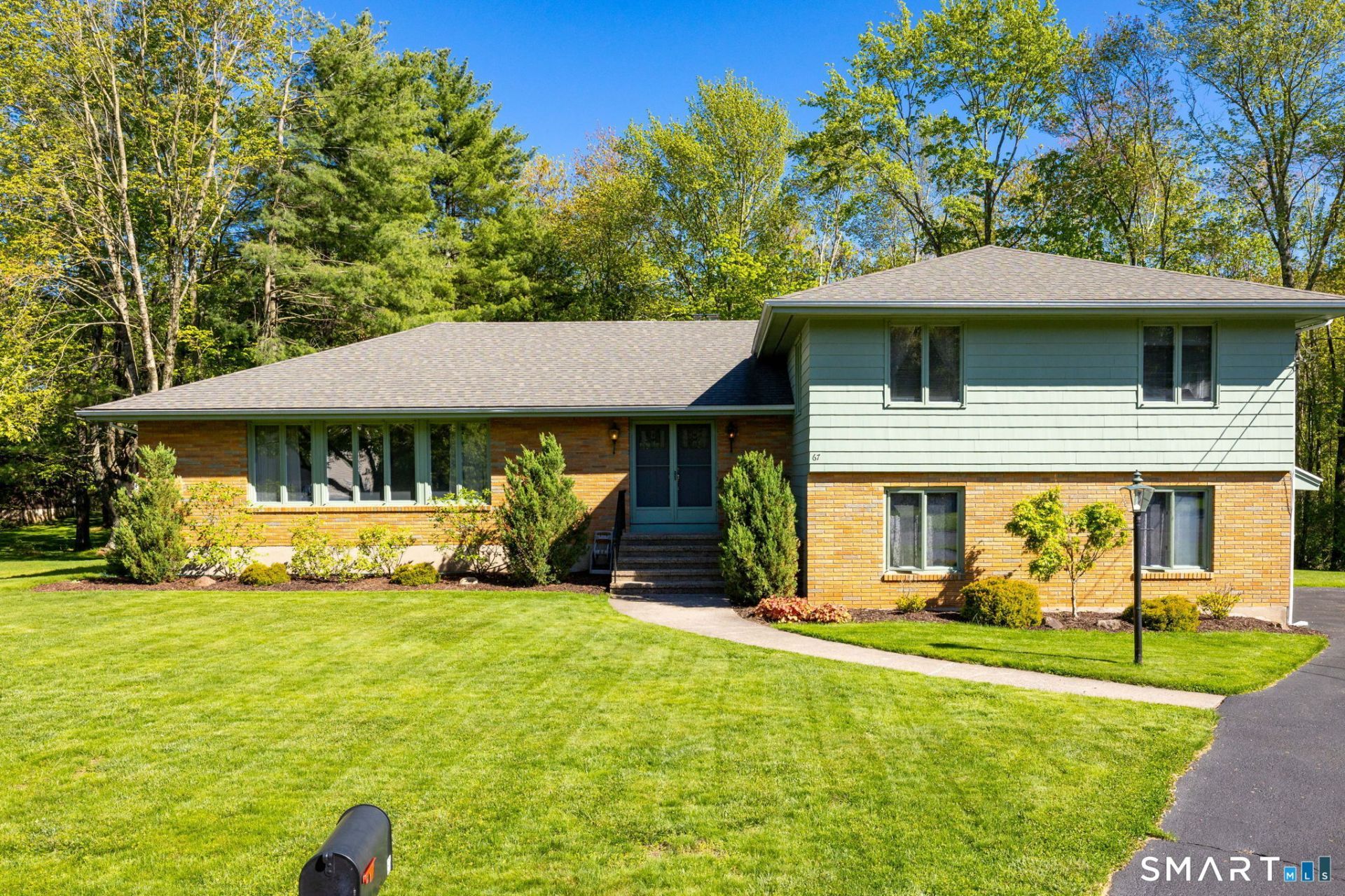 67 Glenview, Berlin, CT 06037 Main Photo