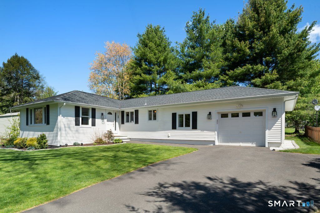 34 Northern, Southbury, CT 06488 Main Photo