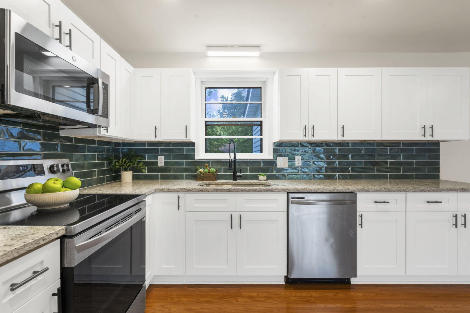 121 Belknap Road Photo 10