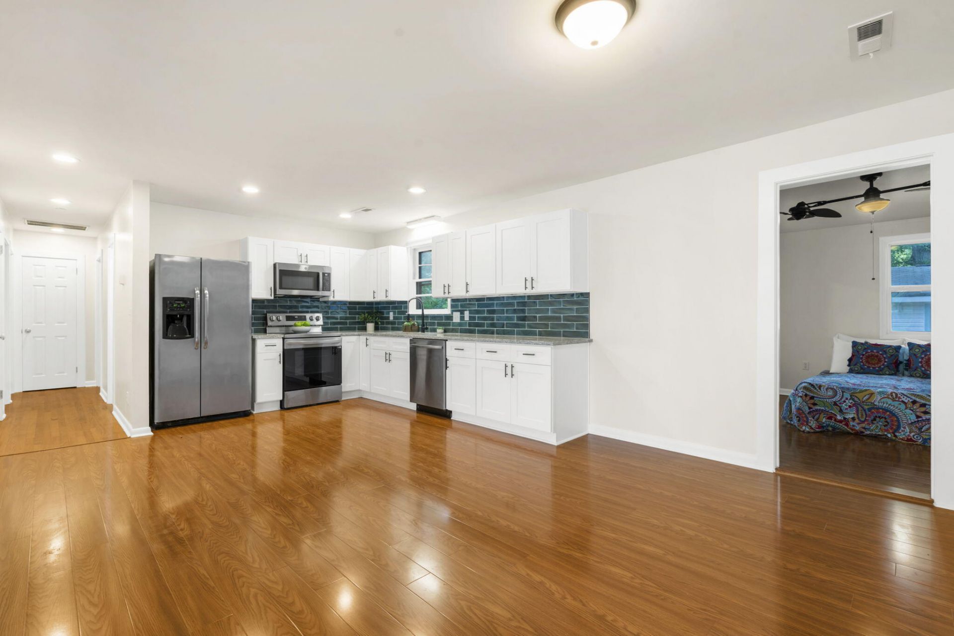 121 Belknap Road Photo 6