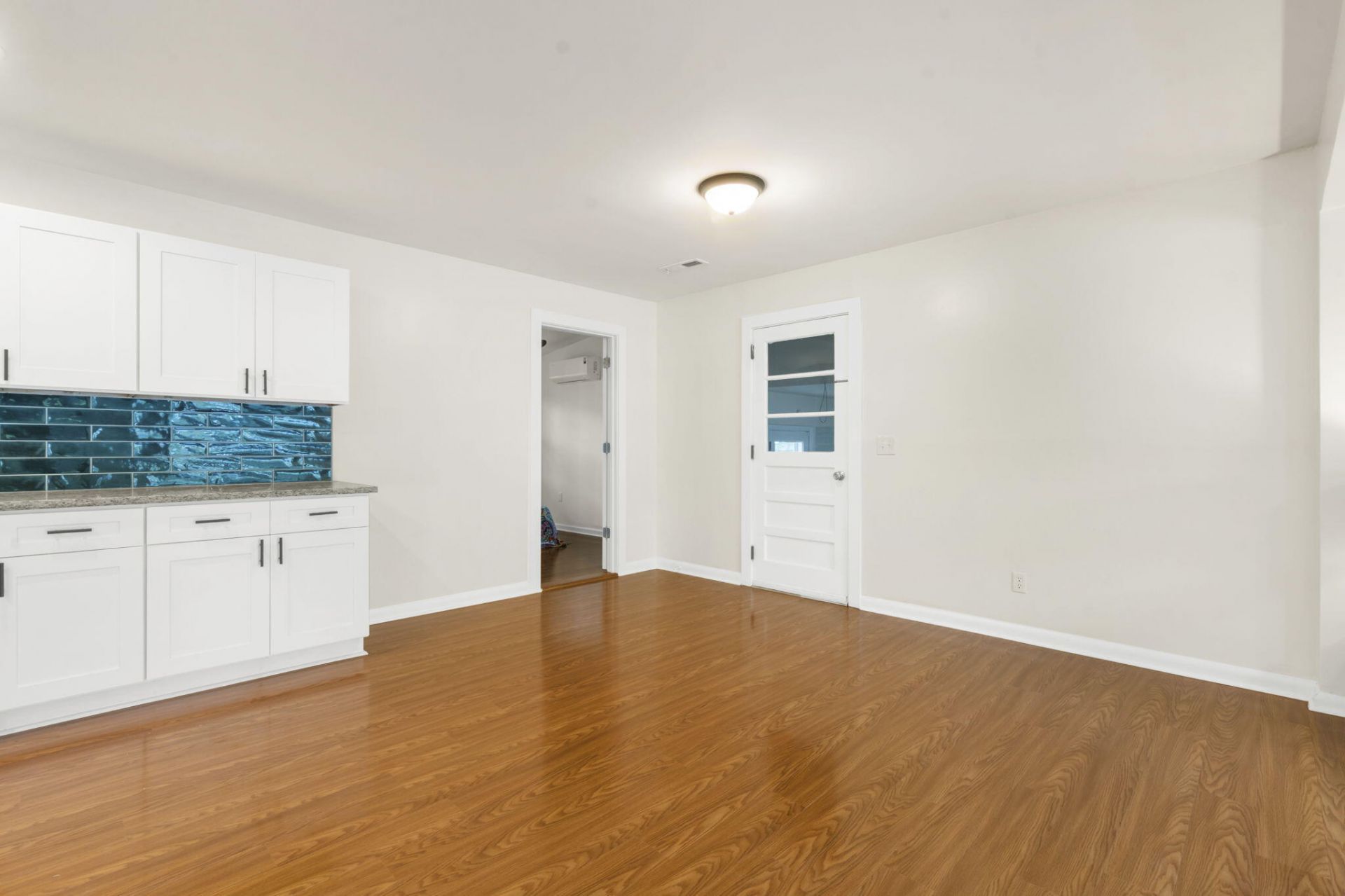 121 Belknap Road Photo 7