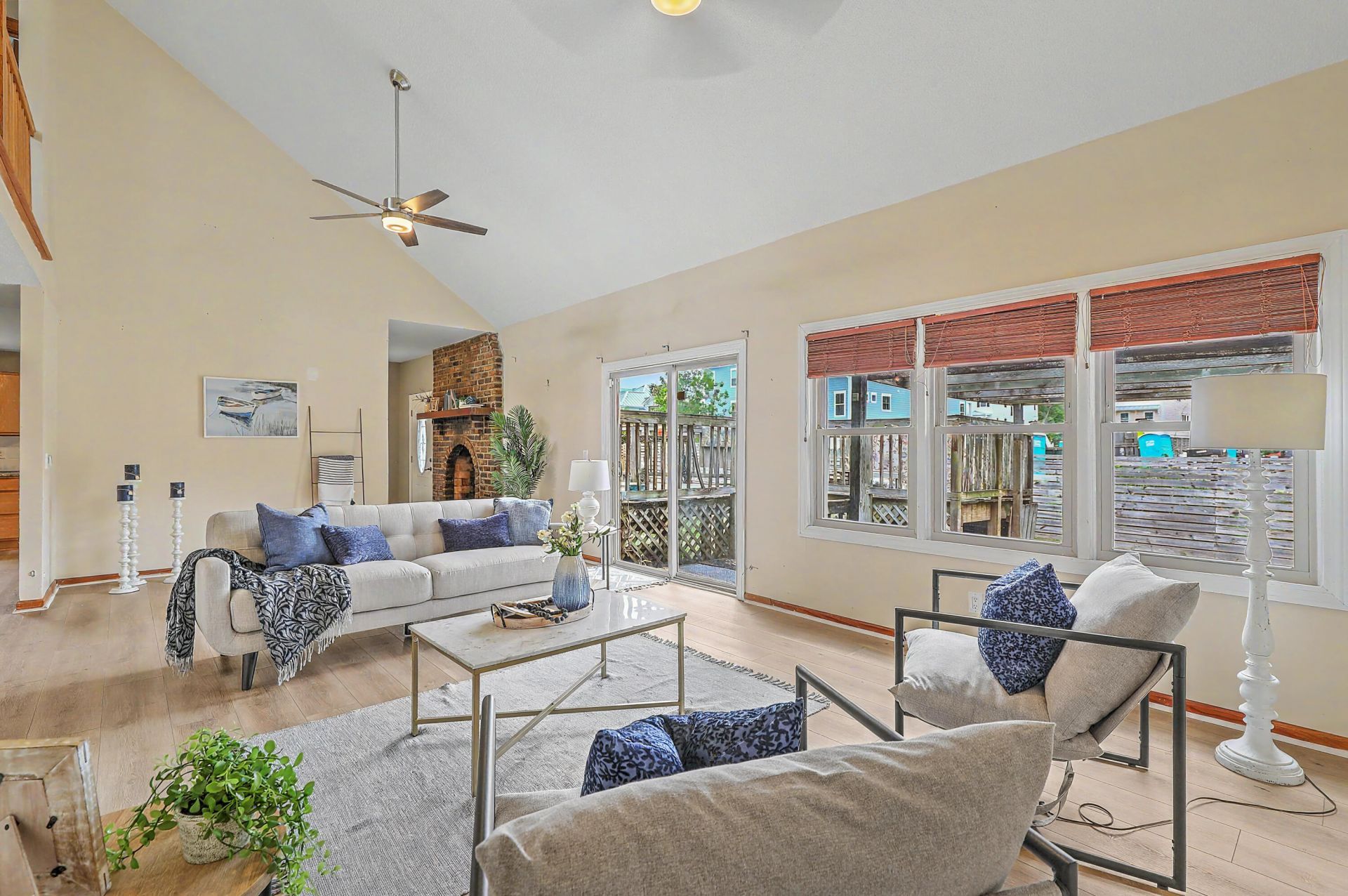 601 Flint Street Photo 10