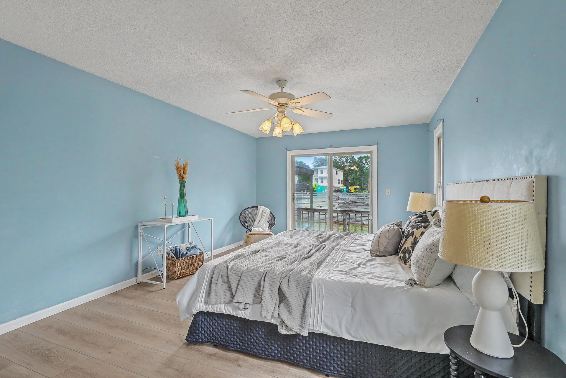 601 Flint Street Photo 25