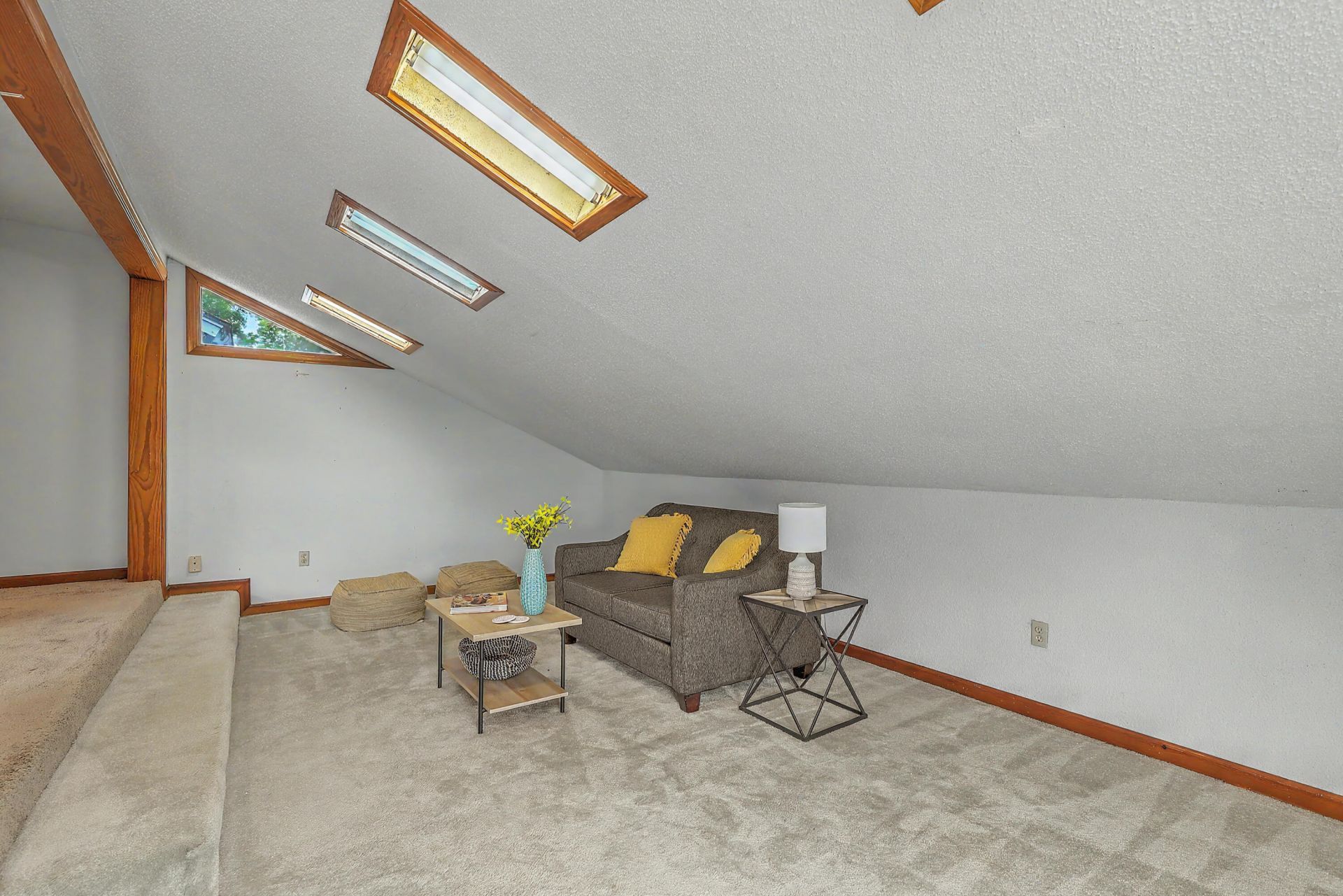 601 Flint Street Photo 34