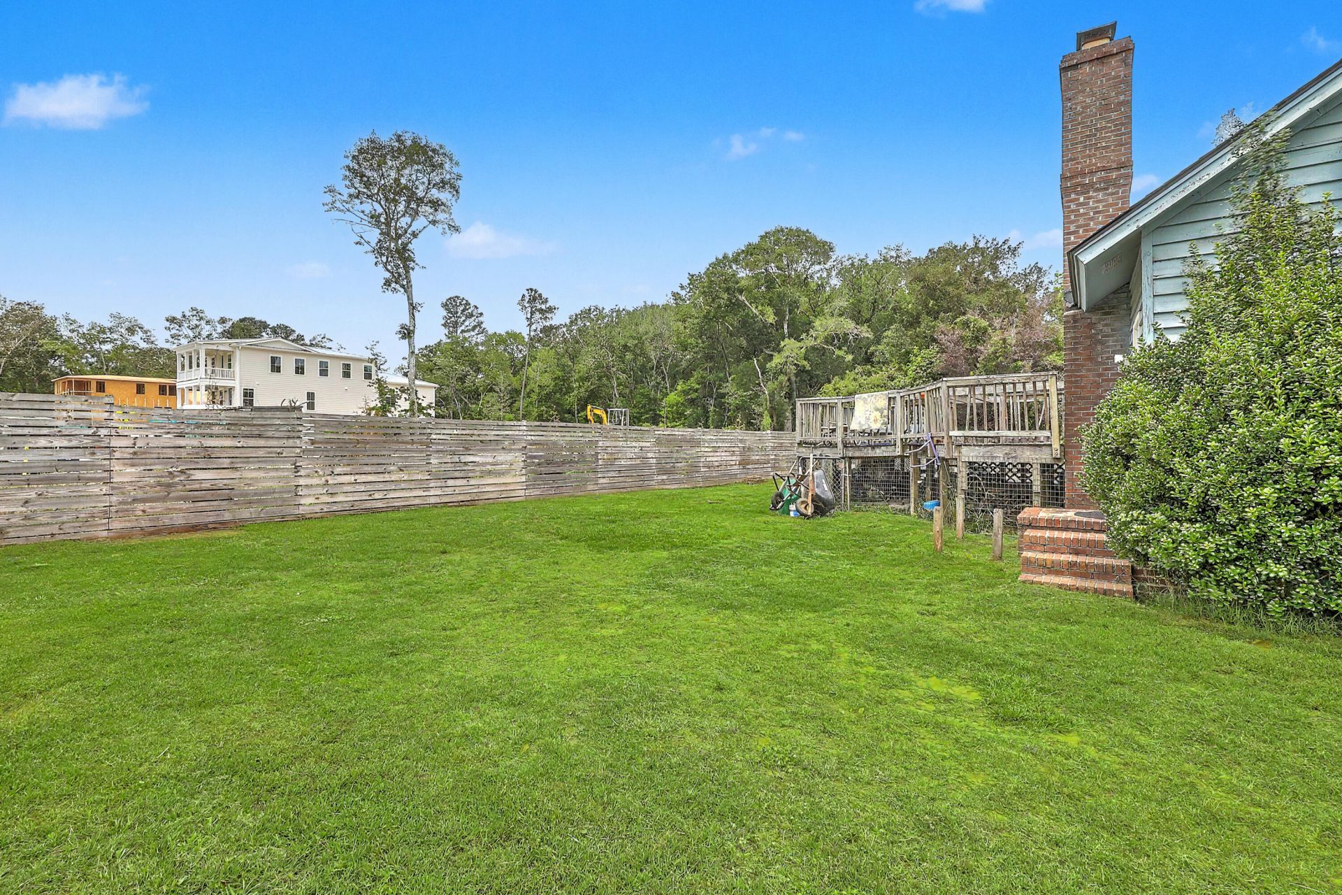 601 Flint Street Photo 40