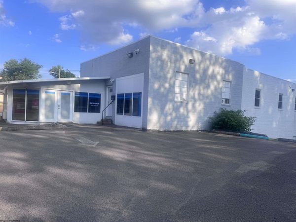 108 W Pike , Clarksburg, WV 26301