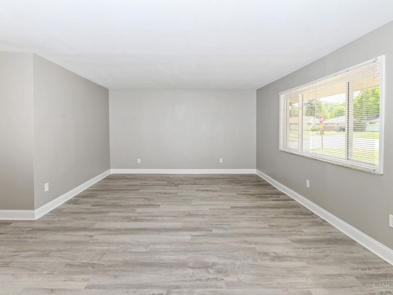 1316 Landis Lane, Springfield Twp., OH 45231 Photo 6
