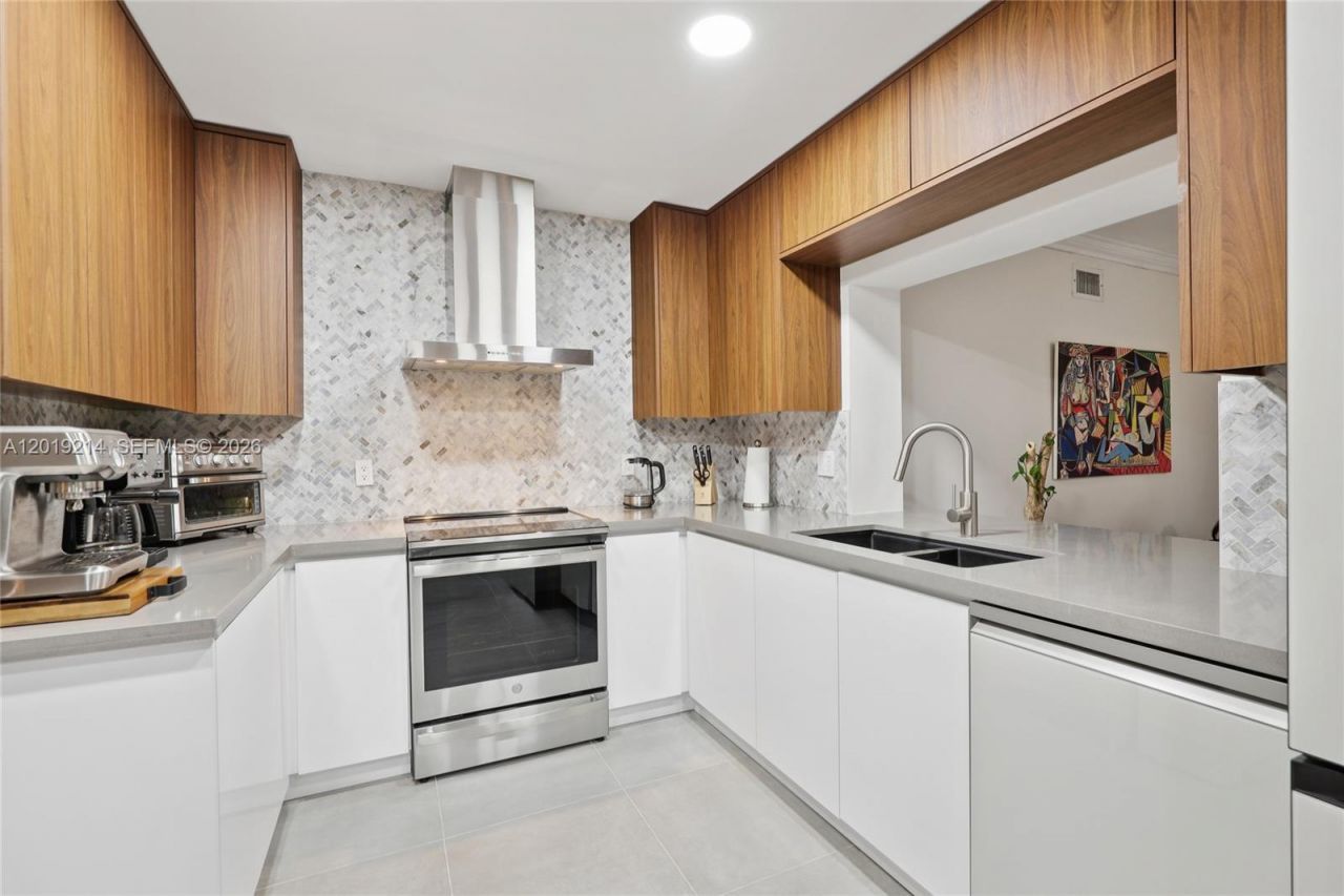 Please Call For Address, Hollywood, FL 33021 Photo